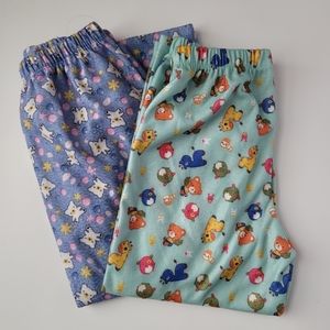 2 pajamas kids XL
